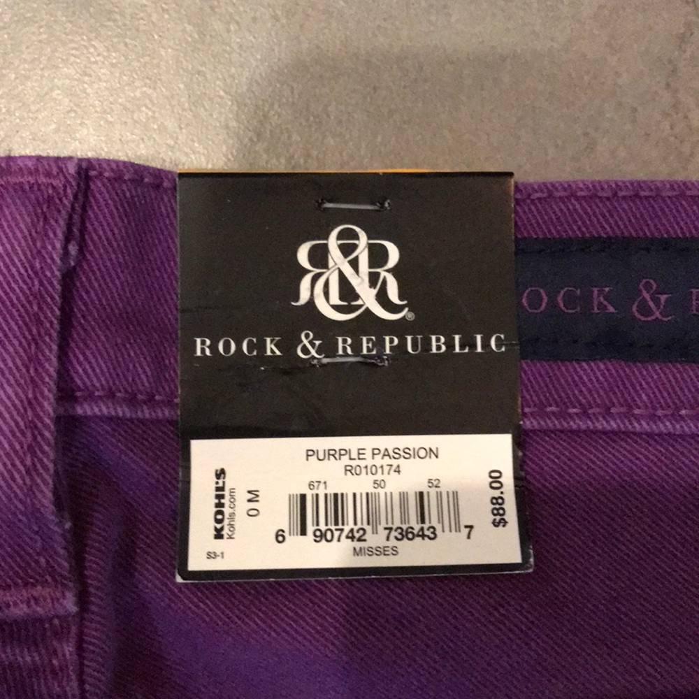 Rock & Republic Purple Skinny Jeans - Picture 5 of 6